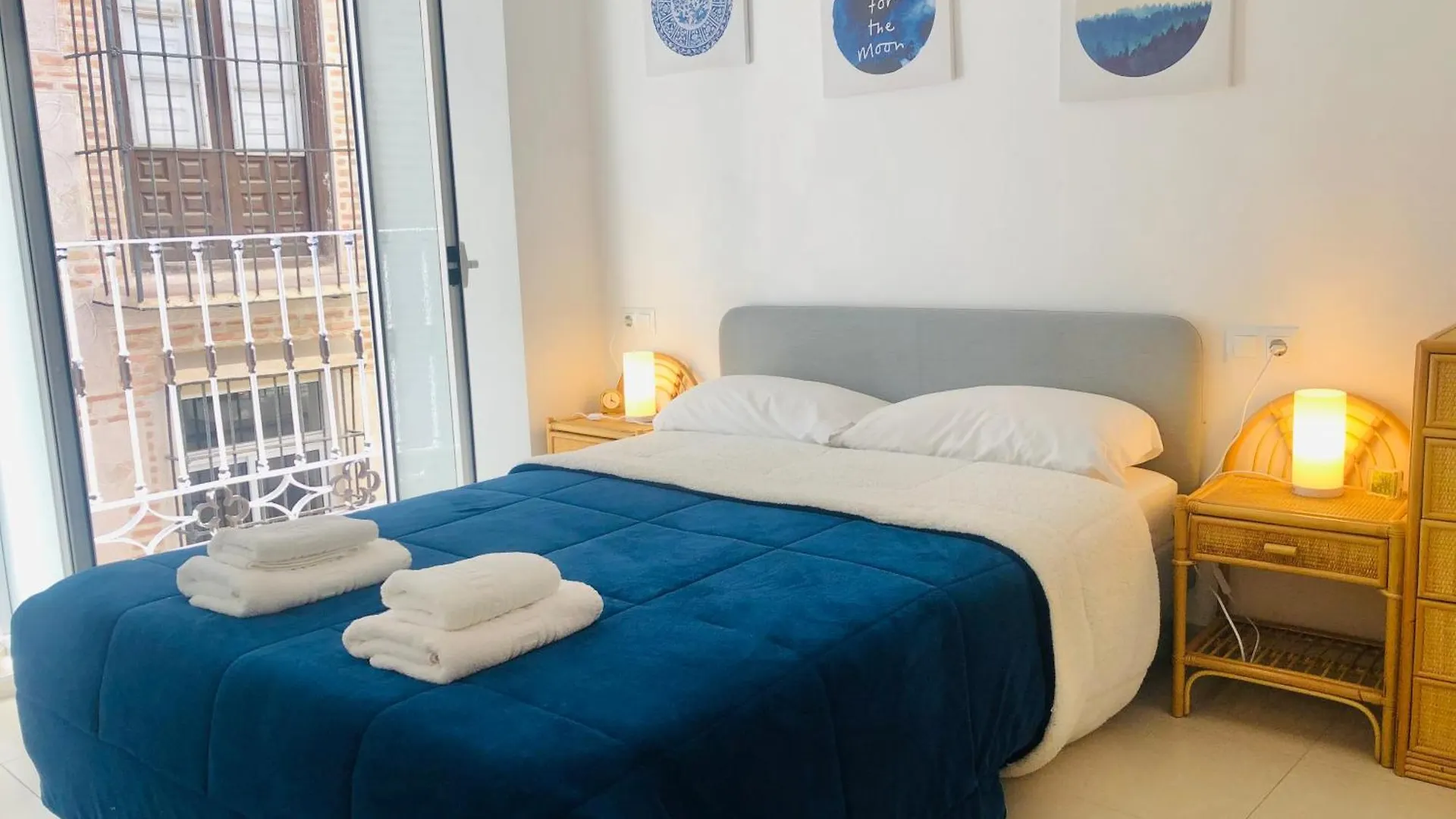 Economic Apart Malaga Centro 0*,